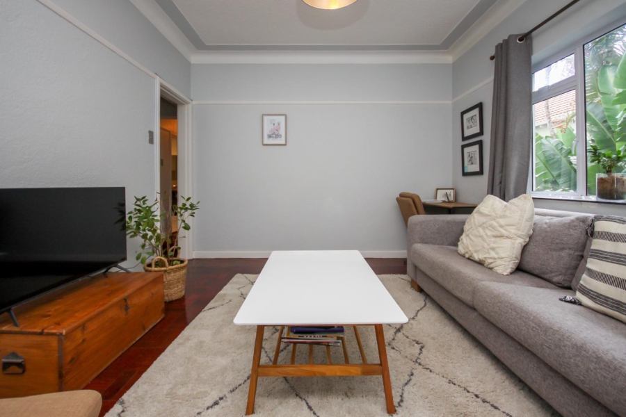 To Let 1 Bedroom Property for Rent in Sea Point Western Cape